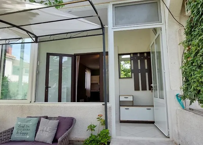 David Apartament Murter